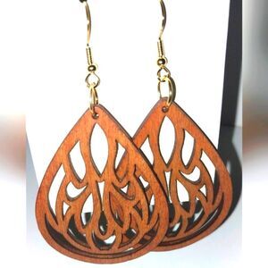 Gorgeous hollow wooden earrings